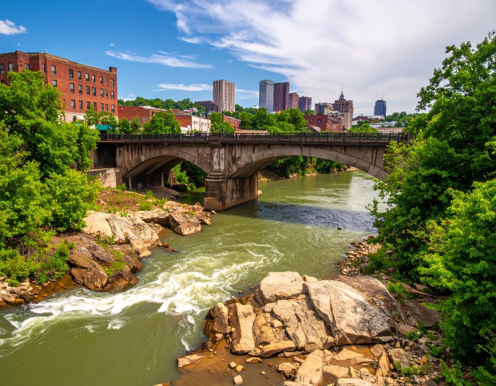 Firefly_rocky river Ohio city 542000