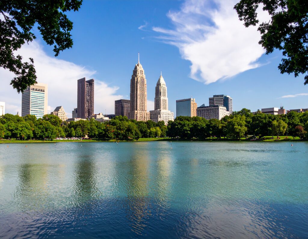 Firefly_sheffield lake Ohio city 542000